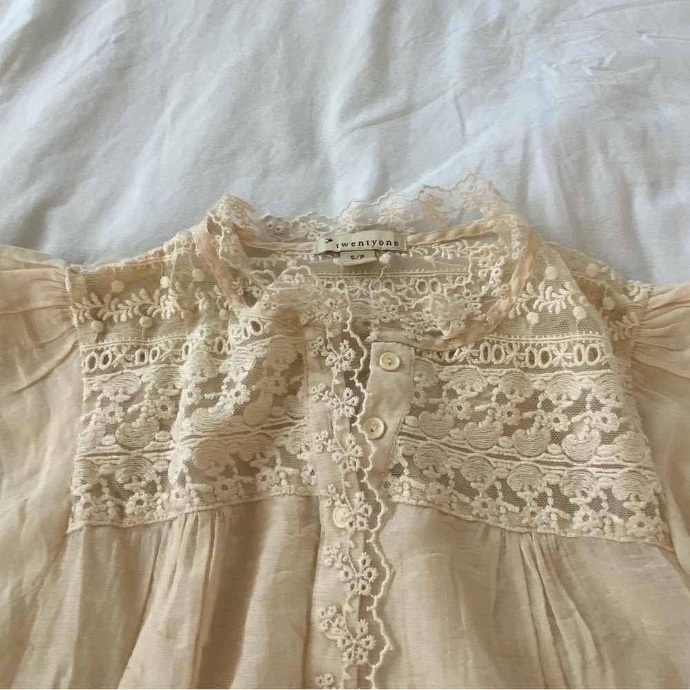 Cream Lace Blouse by SweatyRocks